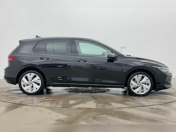 Used Volkswagen Golf 2025 for sale - 78682050: Photo
