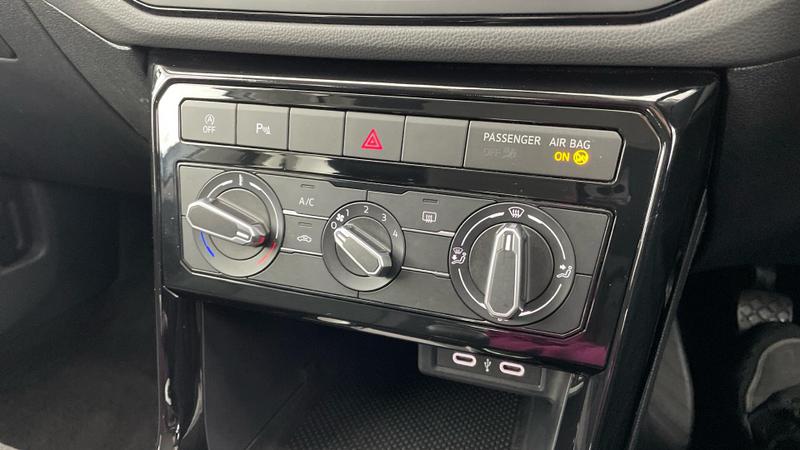 Used Volkswagen T-Cross 2024 for sale - 76467760: Photo 14