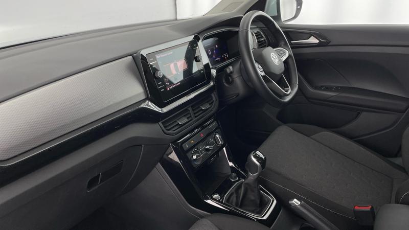 Used Volkswagen T-Cross 2024 for sale - 76467760: Photo 2