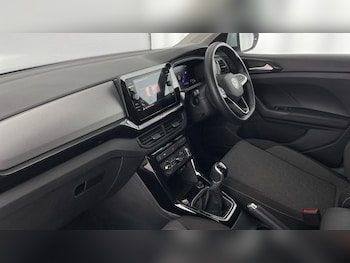 Used Volkswagen T-Cross 2024 for sale - 76467760: Photo