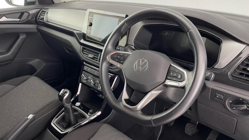 Used Volkswagen T-Cross 2024 for sale - 76467760: Photo 6