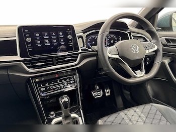 Used Volkswagen T-Roc 2025 for sale - 78042238: Photo