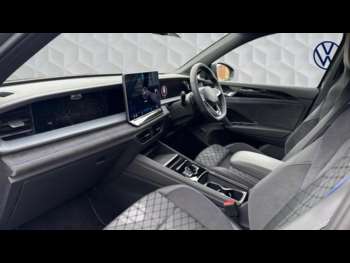 Used Volkswagen Touran 2025 for sale - 74885866: Photo