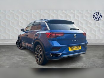 Used Volkswagen T-Roc 2019 for sale - 77225891: Photo
