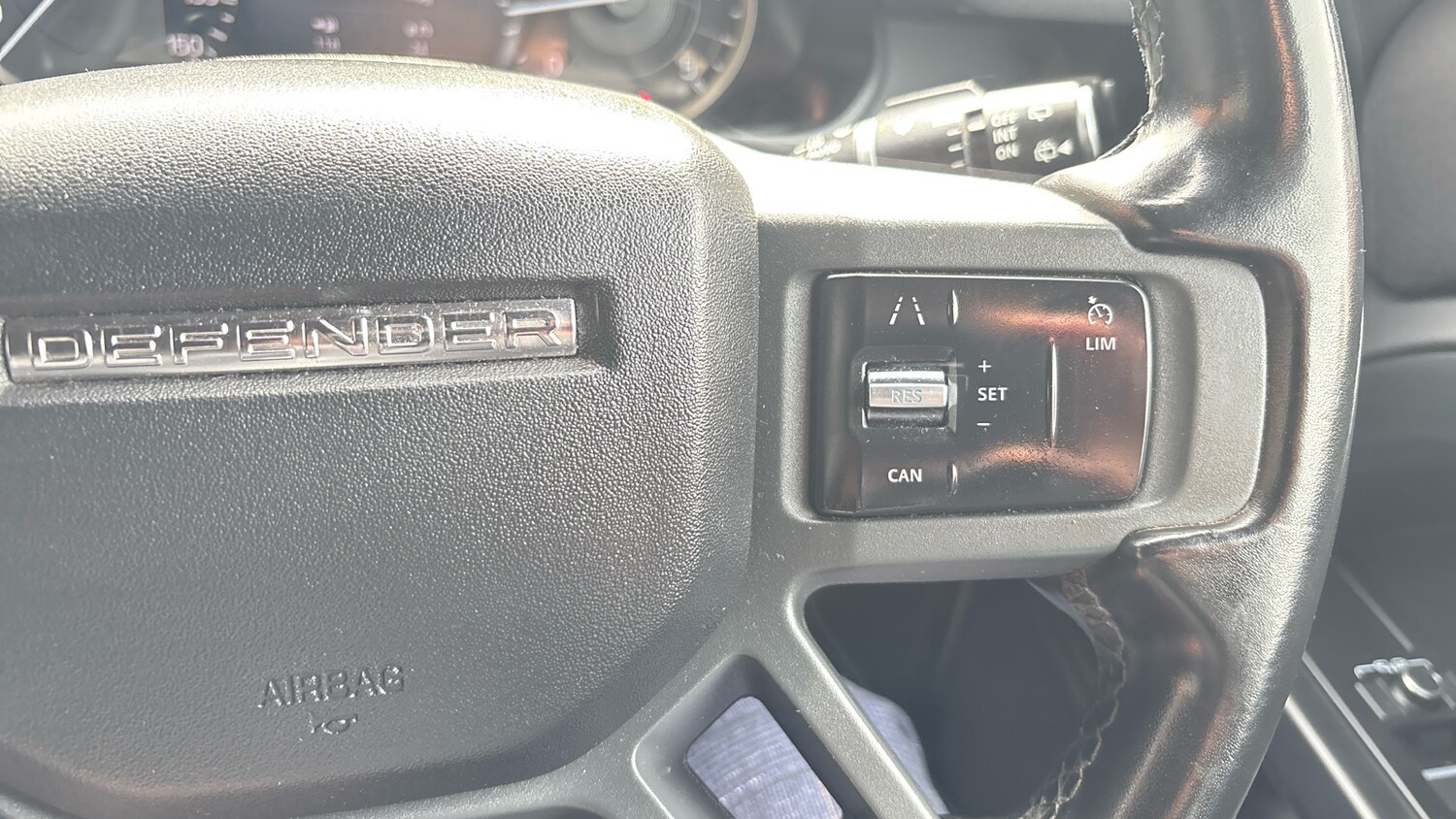 Used Land Rover Defender 110 2022 for sale - 78202222: Photo 25