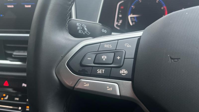 Used Volkswagen T-Roc 2024 for sale - 76580767: Photo 22