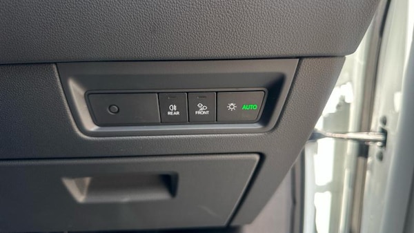 Used Volkswagen Touareg 2025 for sale - 75113298: Photo 14