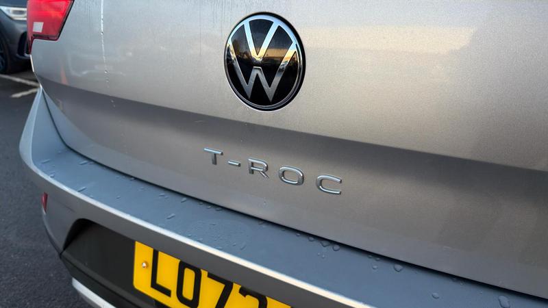 Used Volkswagen T-Roc 2022 for sale - 76782255: Photo 12