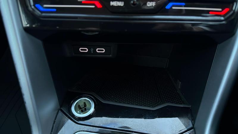 Used Volkswagen T-Roc 2022 for sale - 76782255: Photo 29