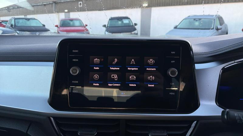 Used Volkswagen T-Roc 2022 for sale - 76782255: Photo 7