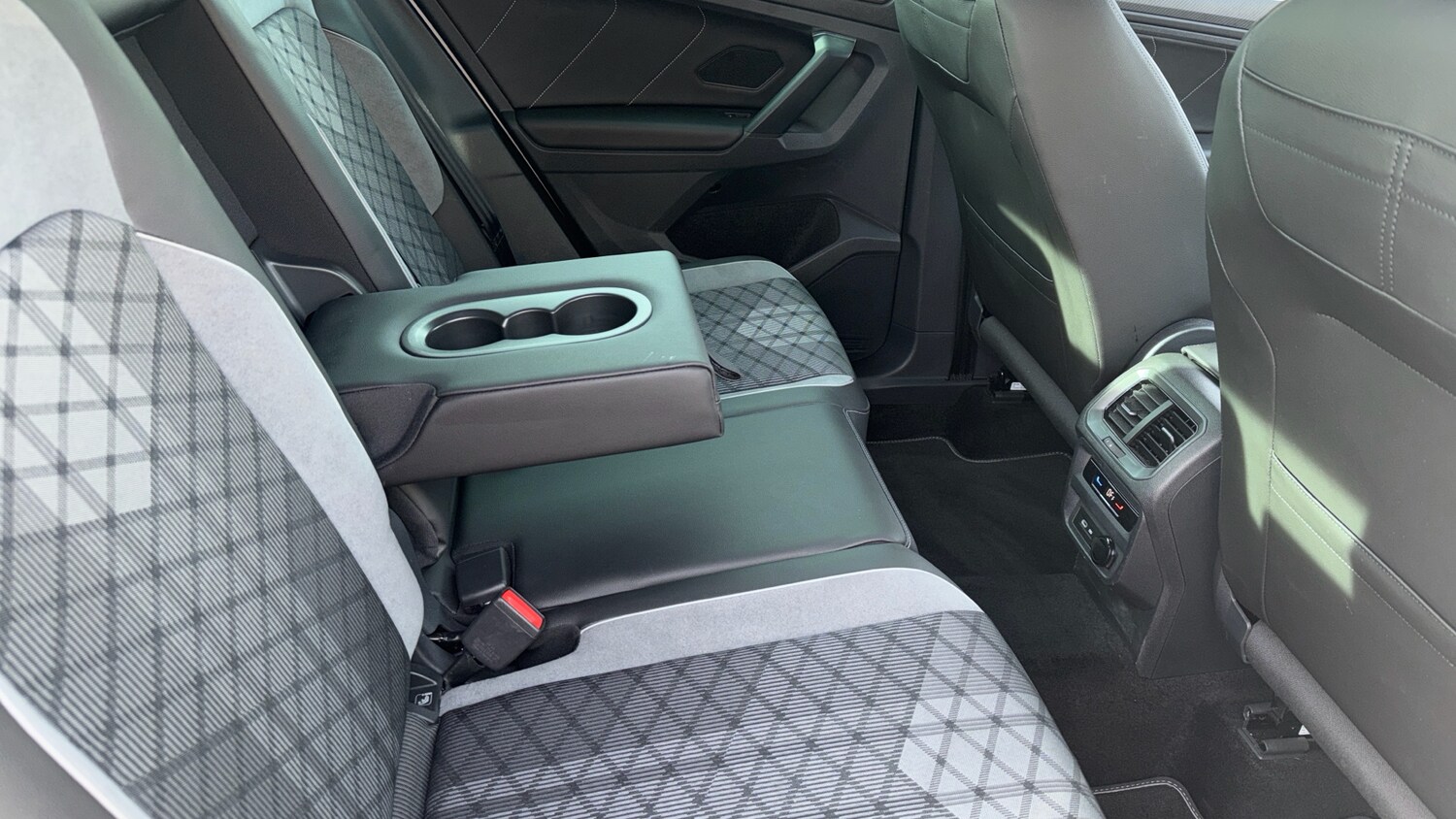 Used Volkswagen Tiguan 2023 for sale - 77602266: Photo 11