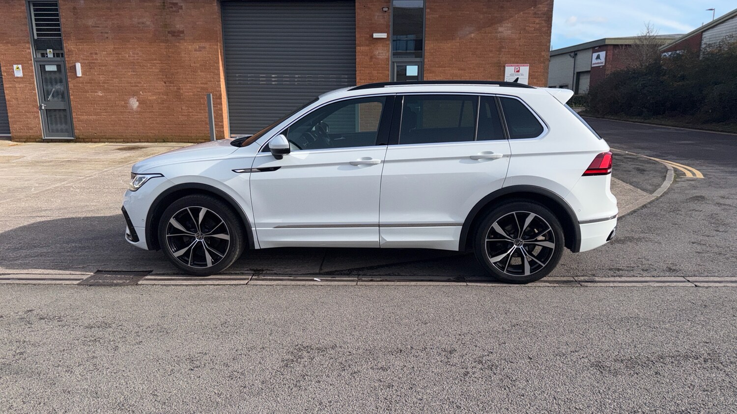 Used Volkswagen Tiguan 2023 for sale - 77602266: Photo 17