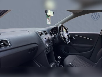 Used Volkswagen Polo 2017 for sale - 78081181: Photo