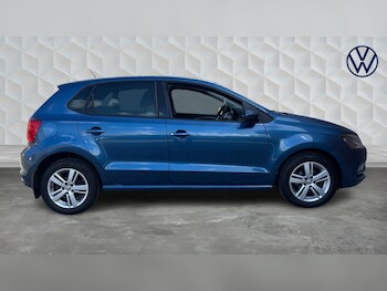 Used Volkswagen Polo 2017 for sale - 78081181: Photo