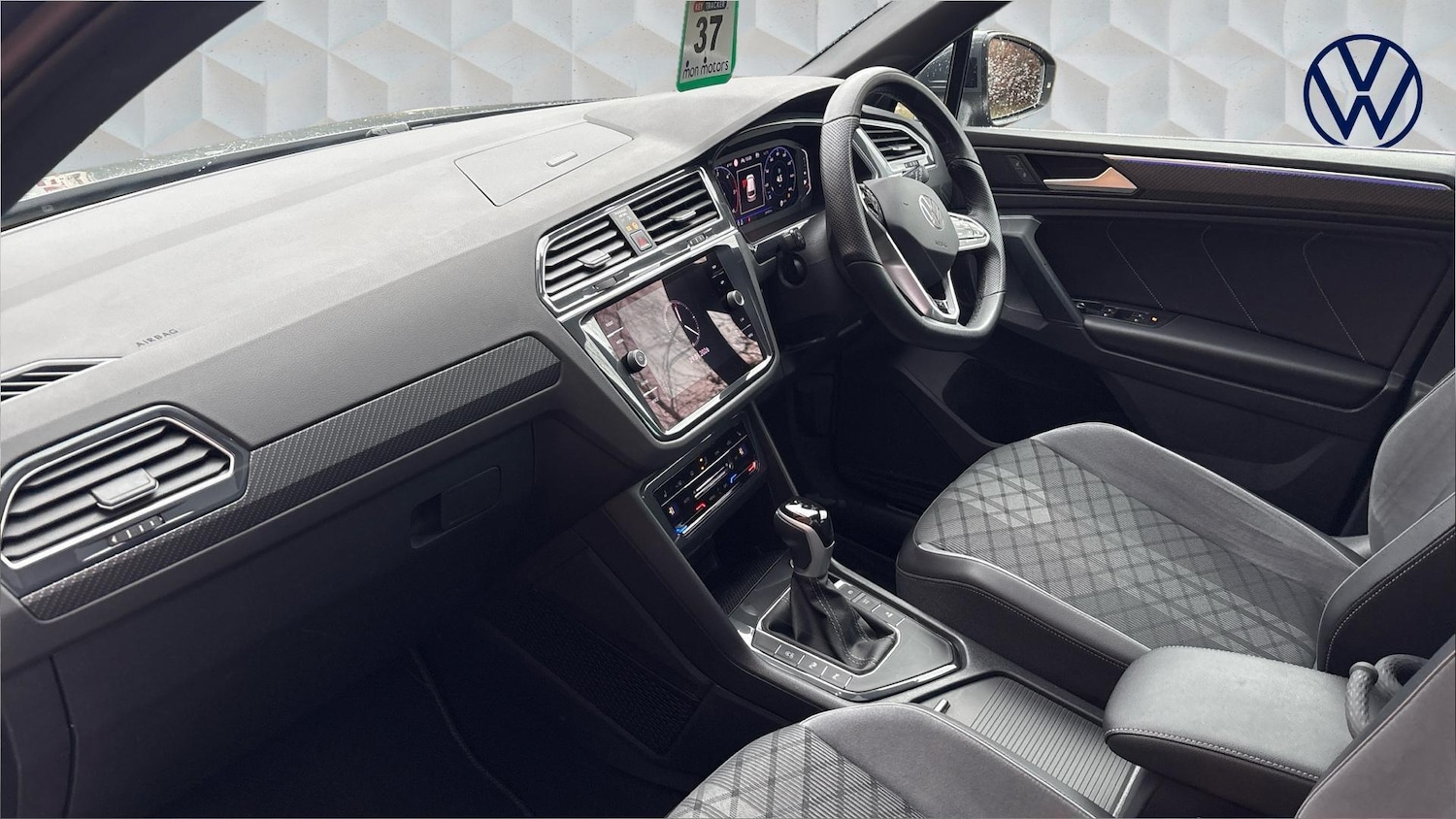 Used Volkswagen Tiguan 2023 for sale - 77701418: Photo 2