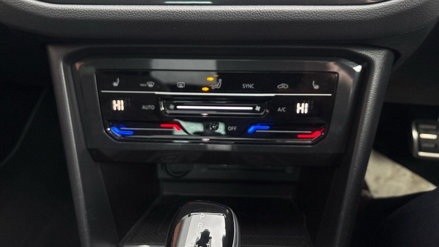 Used Volkswagen Tiguan 2023 for sale - 77701418: Photo 28