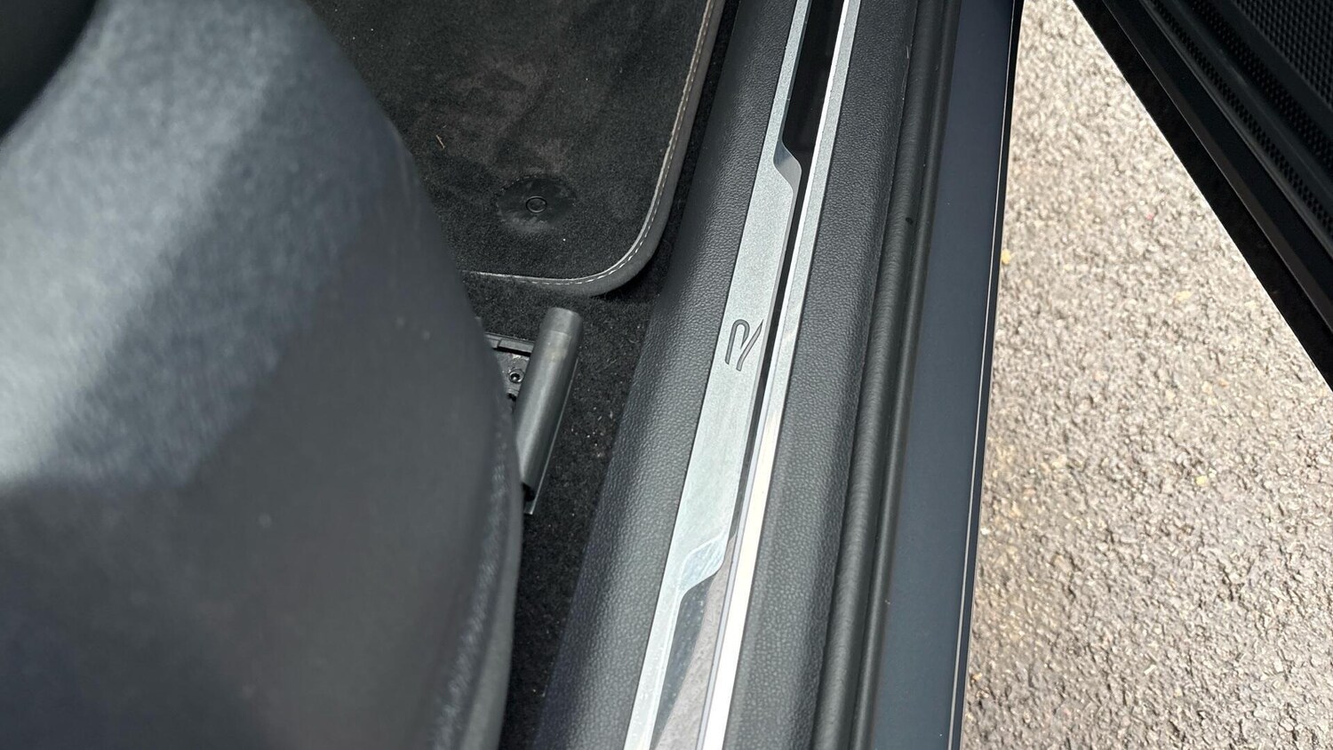 Used Volkswagen Tiguan 2023 for sale - 77701418: Photo 39