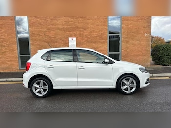 Used Volkswagen Polo 2016 for sale - 76290389: Photo 4