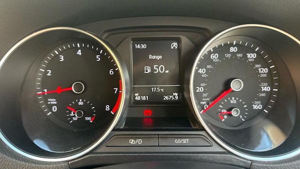Used Volkswagen Polo 2016 for sale - 76290389: Photo 64