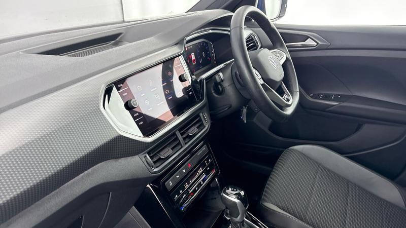 Used Volkswagen T-Cross 2022 for sale - 76882779: Photo 2