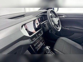 Used Volkswagen T-Cross 2022 for sale - 76882779: Photo