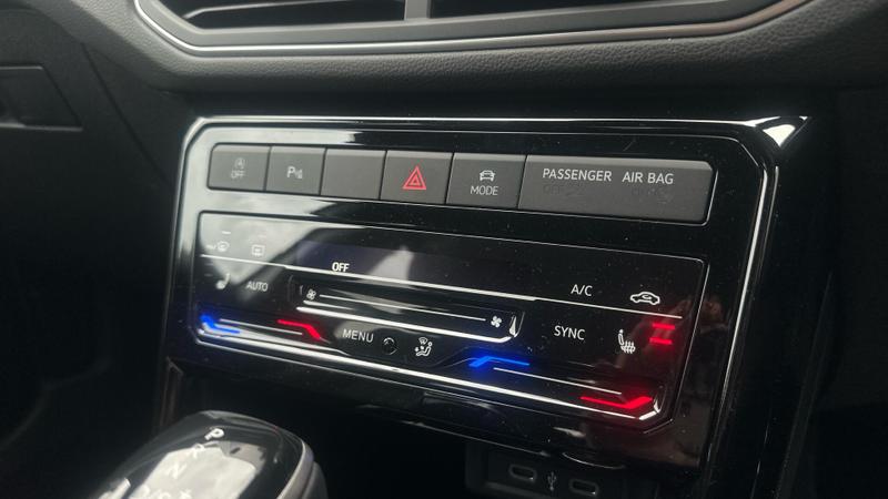 Used Volkswagen T-Cross 2025 for sale - 76302665: Photo 14