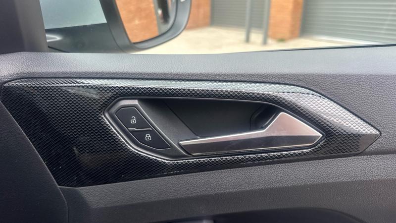 Used Volkswagen T-Cross 2025 for sale - 76302665: Photo 9