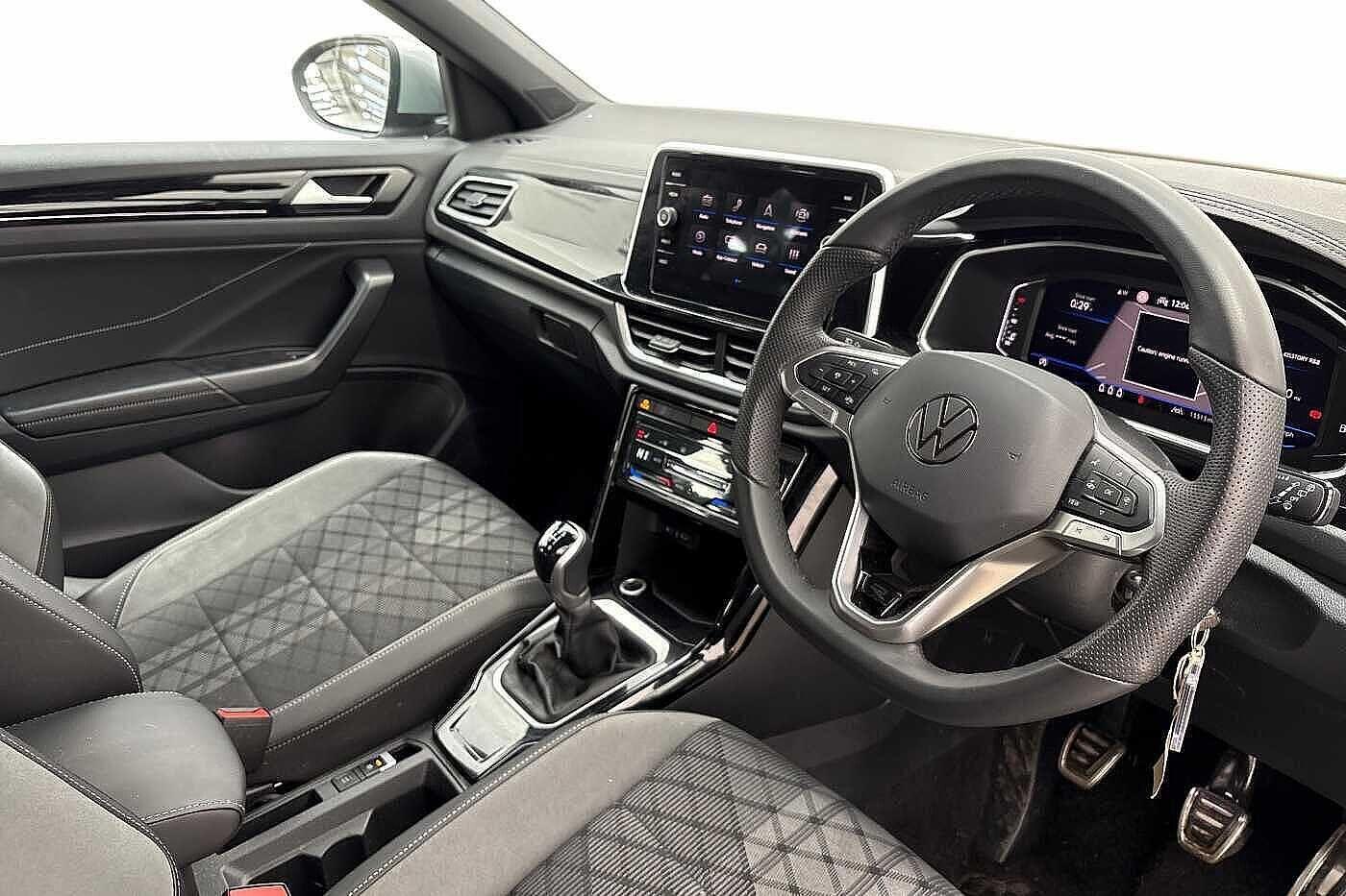 Used Volkswagen T-Roc 2025 for sale - 77991875: Photo 6