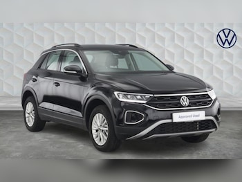 Used Volkswagen T-Roc 2023 for sale - 75740316: Photo