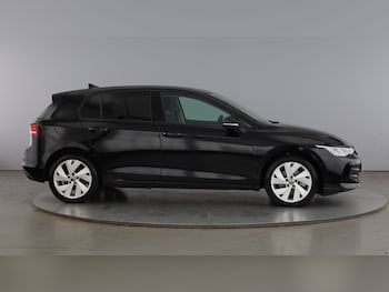 Used Volkswagen Golf 2025 for sale - 79025178: Photo
