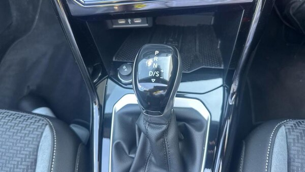Used Volkswagen T-Roc 2025 for sale - 75011737: Photo 25