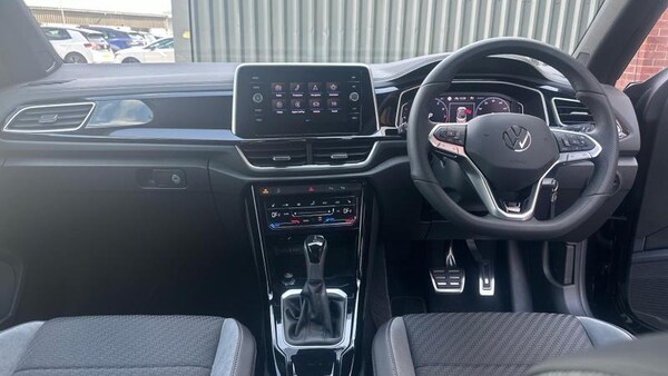Used Volkswagen T-Roc 2025 for sale - 75011737: Photo 8