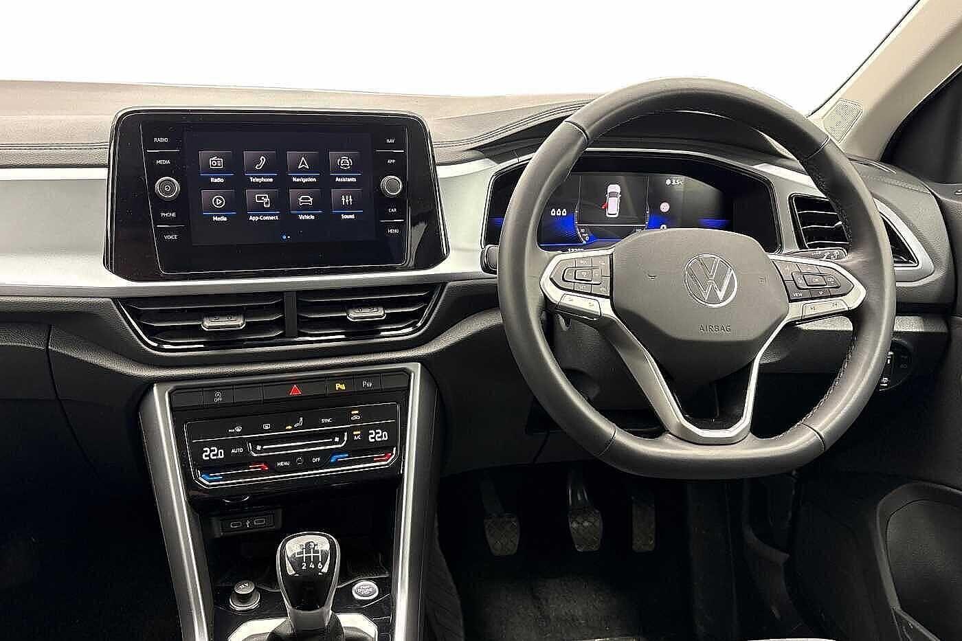 Used Volkswagen T-Roc 2025 for sale - 77602227: Photo 2