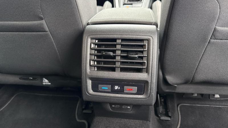 Used Volkswagen Golf 2021 for sale - 76750500: Photo 9