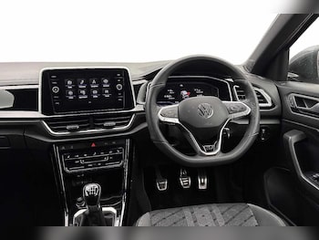 Used Volkswagen T-Roc 2025 for sale - 78300677: Photo