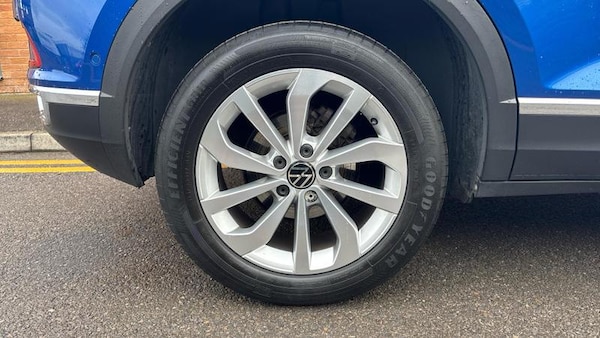 Used Volkswagen T-Roc 2022 for sale - 75740301: Photo 11