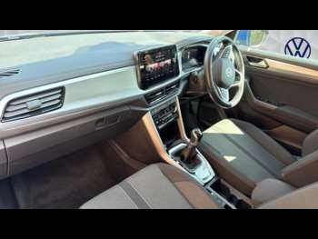 Used Volkswagen T-Roc 2022 for sale - 74885800: Photo