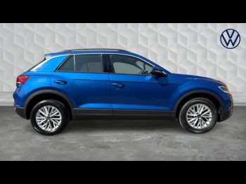 Used Volkswagen T-Roc 2022 for sale - 74885800: Photo