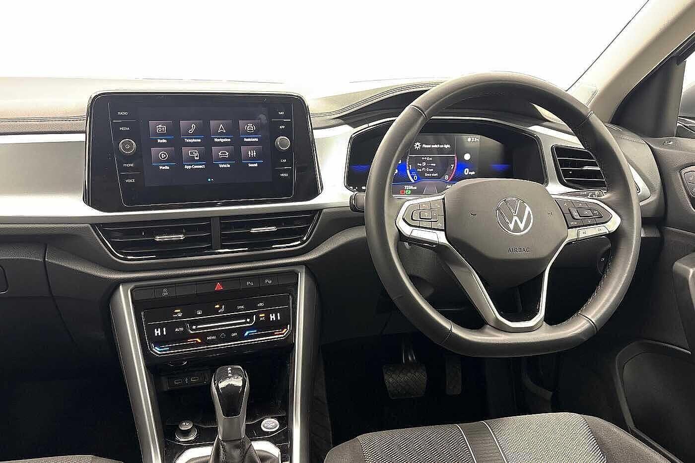 Used Volkswagen T-Roc 2025 for sale - 77506440: Photo 2