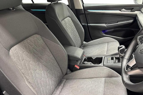 Used Volkswagen Golf 2024 for sale - 76290385: Photo 10