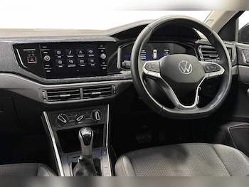 Used Volkswagen Polo 2024 for sale - 76908649: Photo