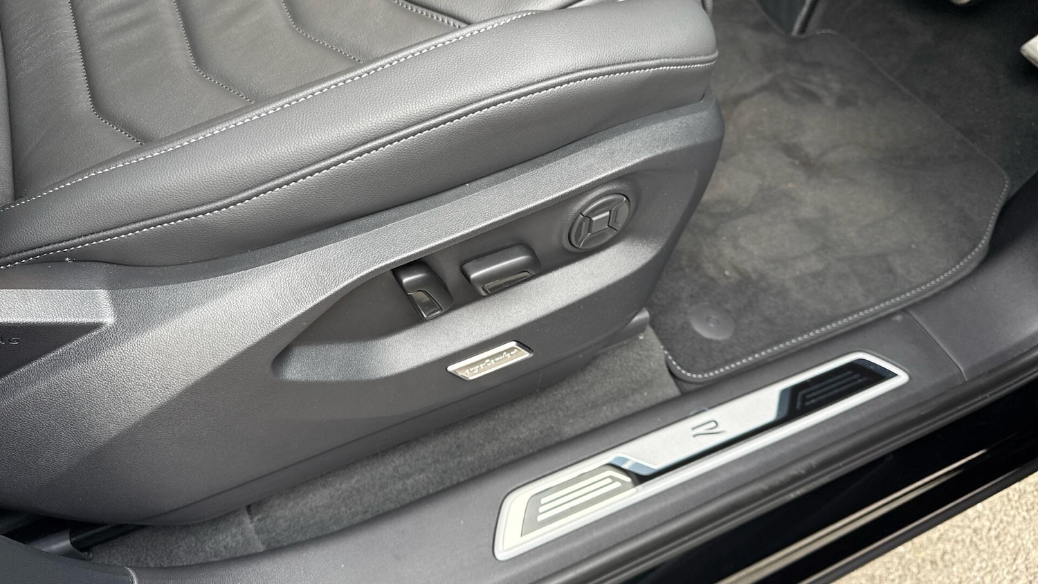 Used Volkswagen Touareg 2025 for sale - 77845563: Photo 26