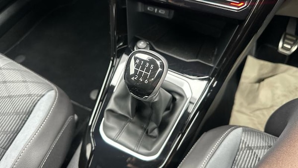Used Volkswagen T-Roc 2024 for sale - 76104796: Photo 20