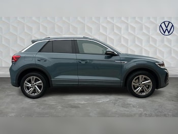 Used Volkswagen T-Roc 2024 for sale - 76104796: Photo 4