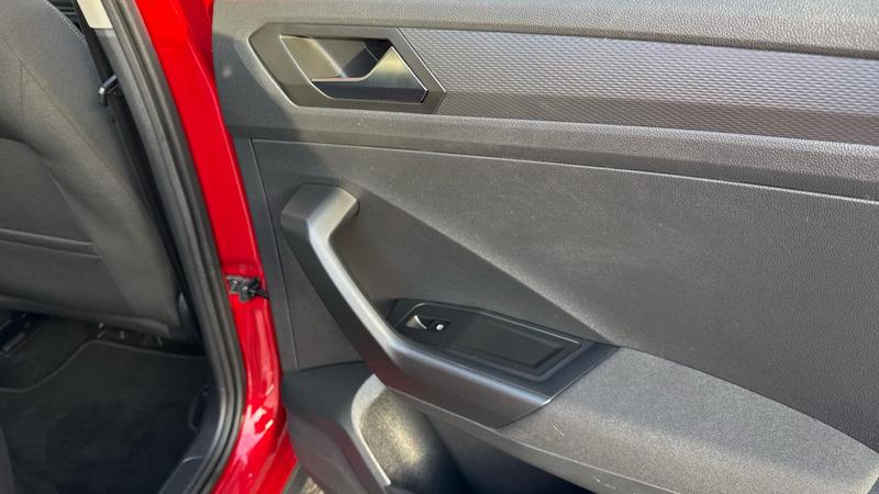 Used Volkswagen T-Roc 2022 for sale - 76494718: Photo 11