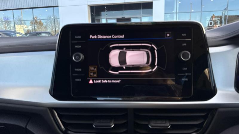 Used Volkswagen T-Roc 2022 for sale - 76494718: Photo 32