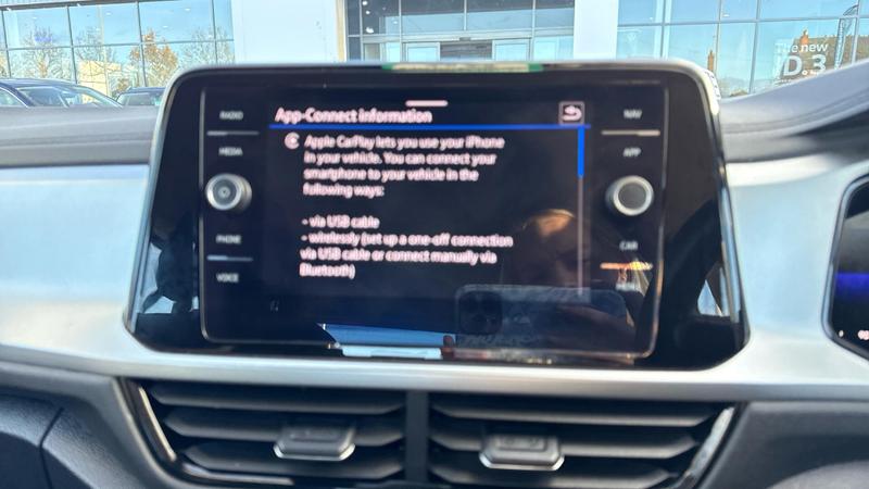 Used Volkswagen T-Roc 2022 for sale - 76494718: Photo 35