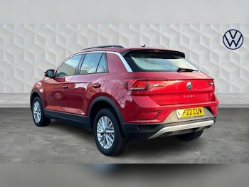 Used Volkswagen T-Roc 2022 for sale - 76494718: Photo
