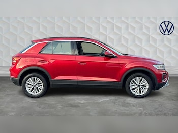 Used Volkswagen T-Roc 2022 for sale - 76494718: Photo
