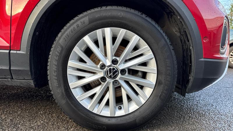 Used Volkswagen T-Roc 2022 for sale - 76494718: Photo 5